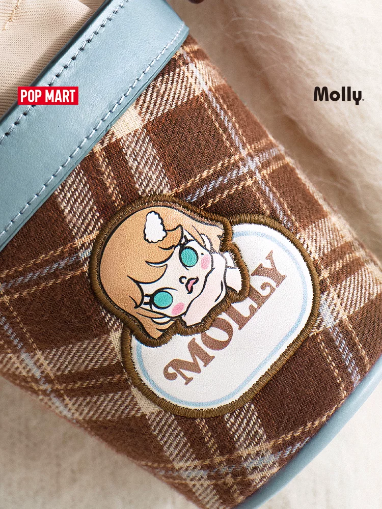 Popmart Molly Winter Survival Guide Series Mini Blind Box Peripheral Gift - Image 7