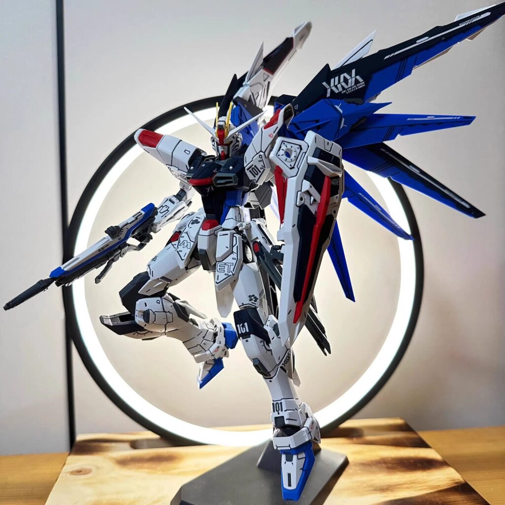 Mg Freedom 2.0 Assembly Model Mb Strike Freedom Phoenix Red Heretic Destiny Gundam Figure Male