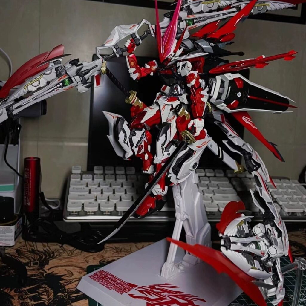 Gundam Model Unicorn Red Dragon Heretic Strike Freedom Red Heretic Phoenix Mecha Assembly Figure Toy