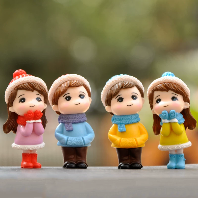 Winter Love Song Couple Dolls Figurines Cute Boy and Girl Dolls Desktop Cake Decorations