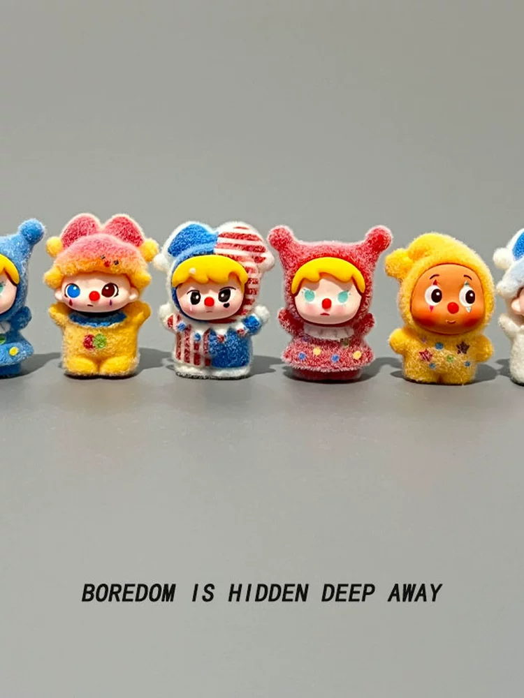 New Flocked Three-Dimensional Resin Cute Circus Clown Car Dashboard Desktop Office Stress-Relief Trendy Toy Figurine