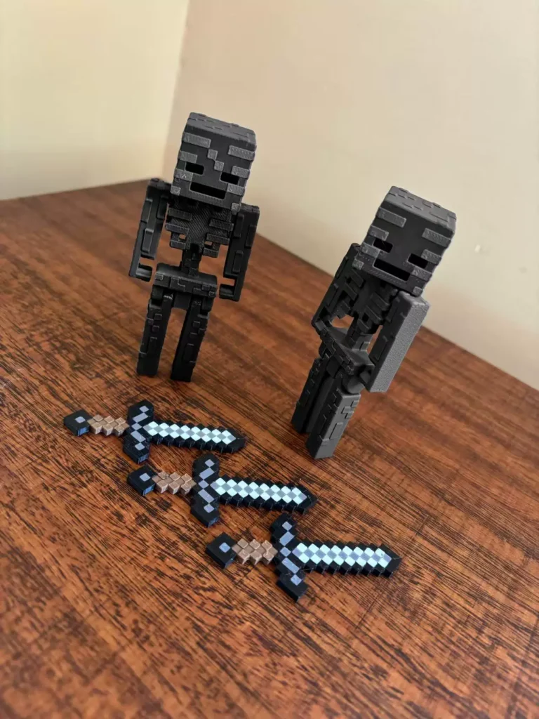 Minecraft Skull with Movable Joints Game Peripheral Figure Model Toy