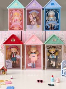 Authentic and Genuine Molinta Wonderland Theater Blind Box Popcorn Sister Figurine Gift
