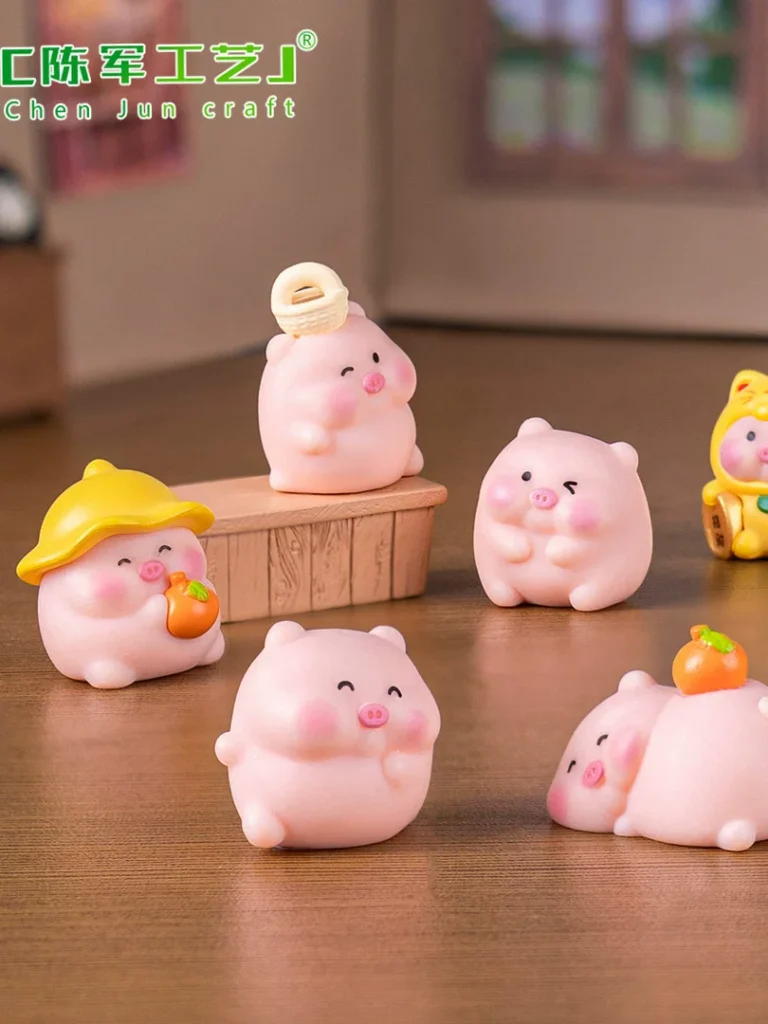 Cute Lucky Pig Figurine Dollhouse DIY Decoration Blind Bag Accessories Car Desktop Mini Ornament